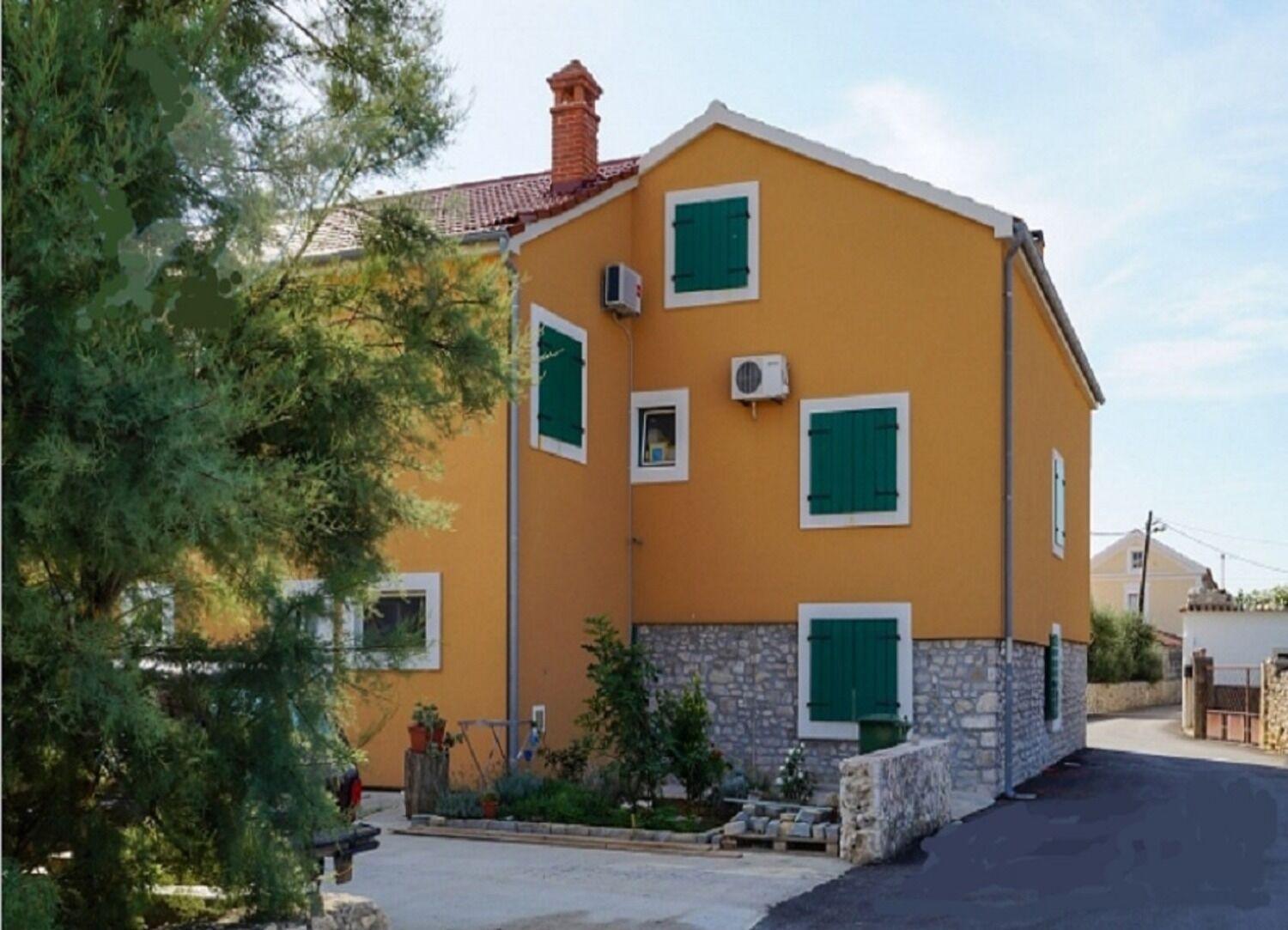 נין Apartments Stosa מראה חיצוני תמונה